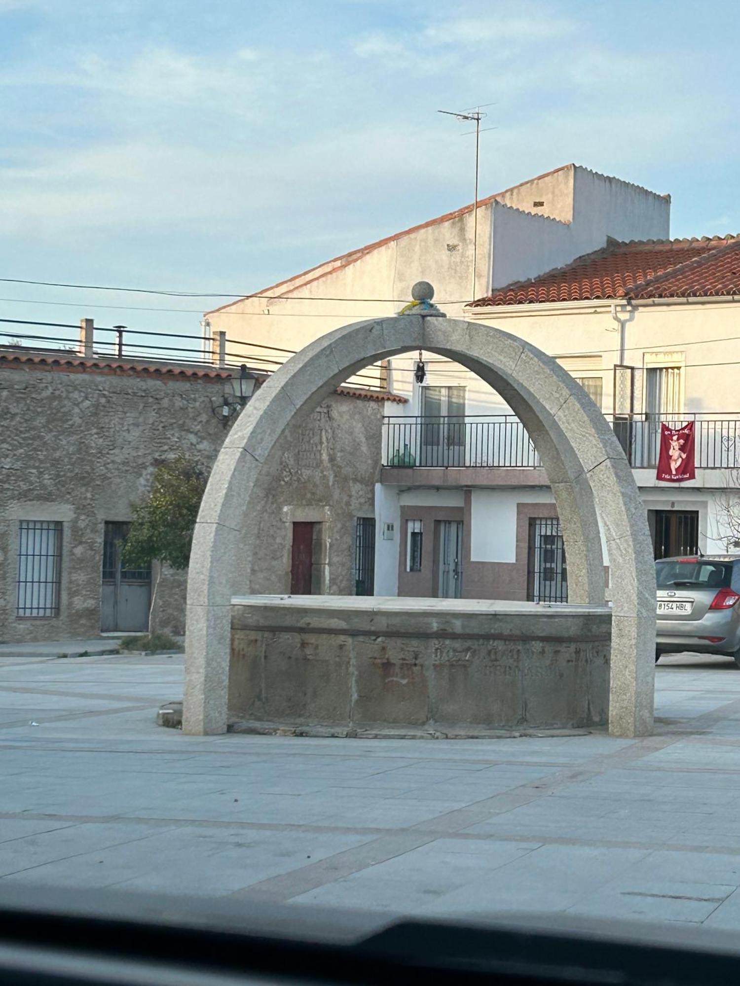Casa Rural La Manzanilla Salvatierra de Santiago Екстериор снимка